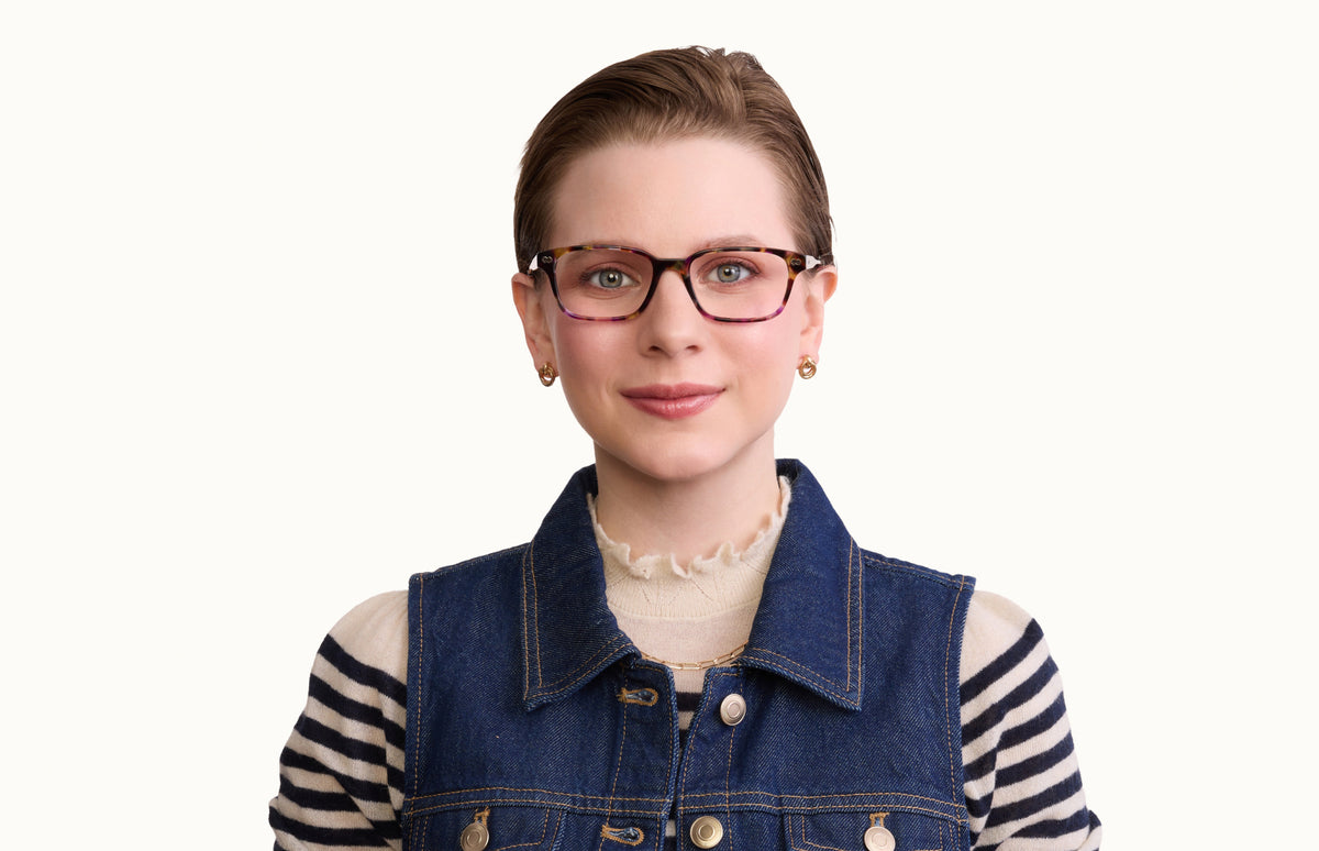 The Finley - LifeStyle 1 - Pair Eyewear
