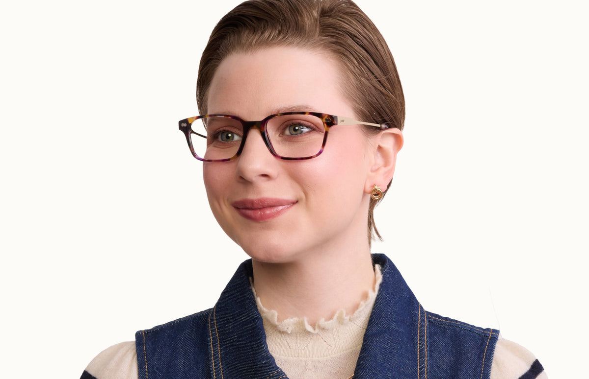 The Finley - LifeStyle 2 - Pair Eyewear