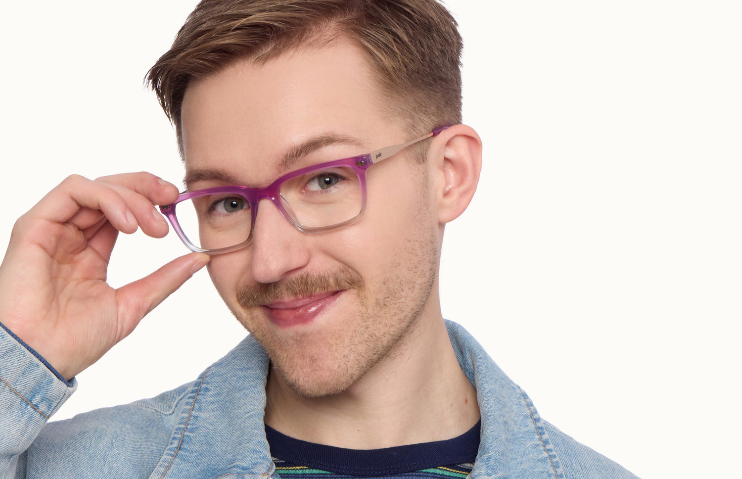 The Larkin - LifeStyle 2 - Pair Eyewear