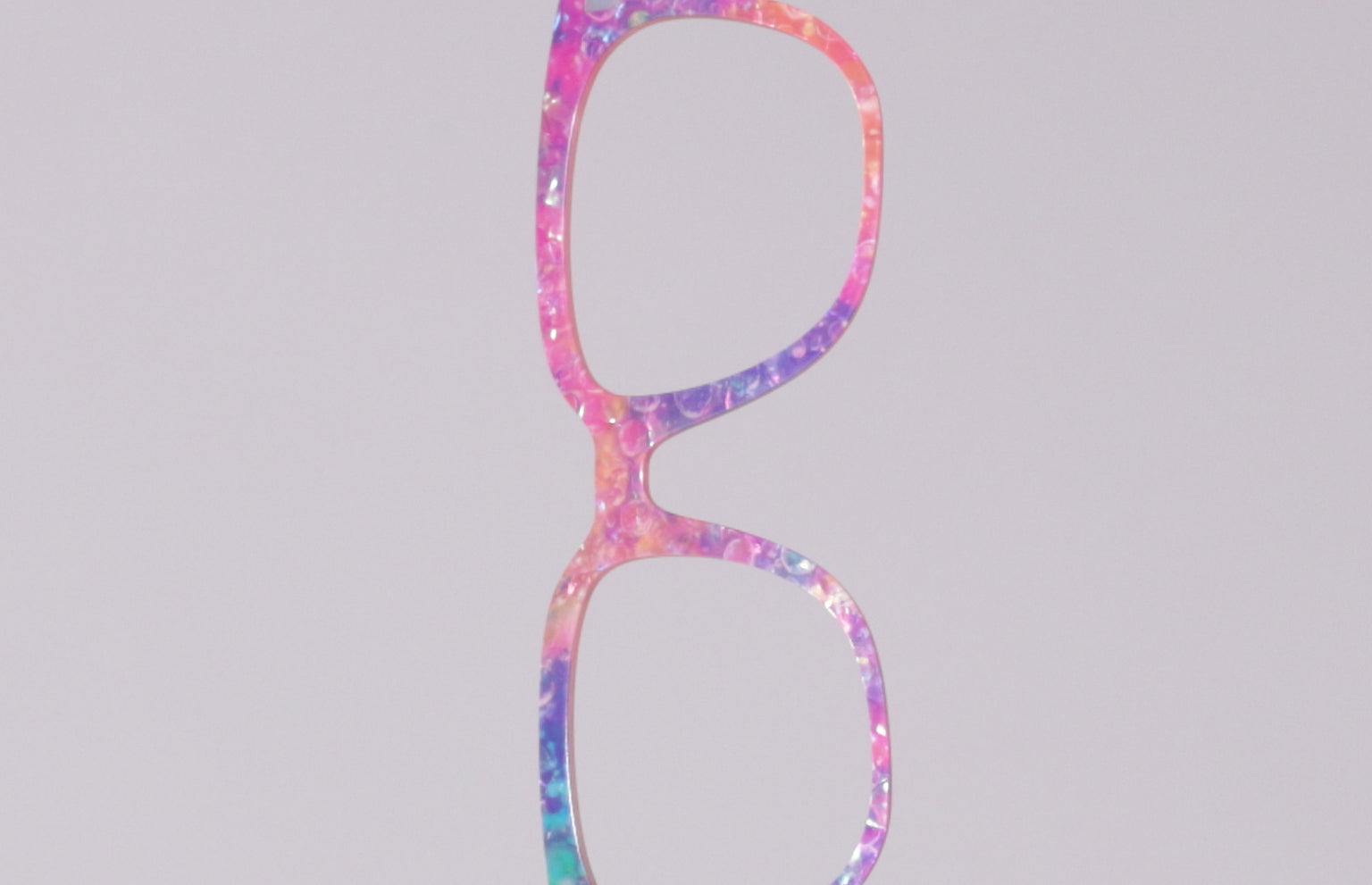 The Bubbly Pearl - LifeStyle Thumbnail Video1 - Pair Eyewear