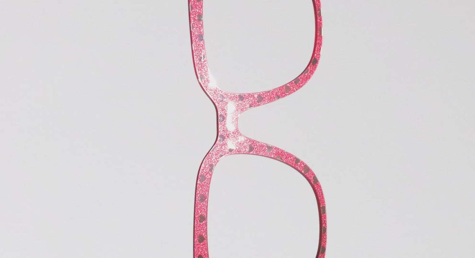 The Simple Foil Hearts Shimmer - LifeStyle Thumbnail Video1 - Pair Eyewear