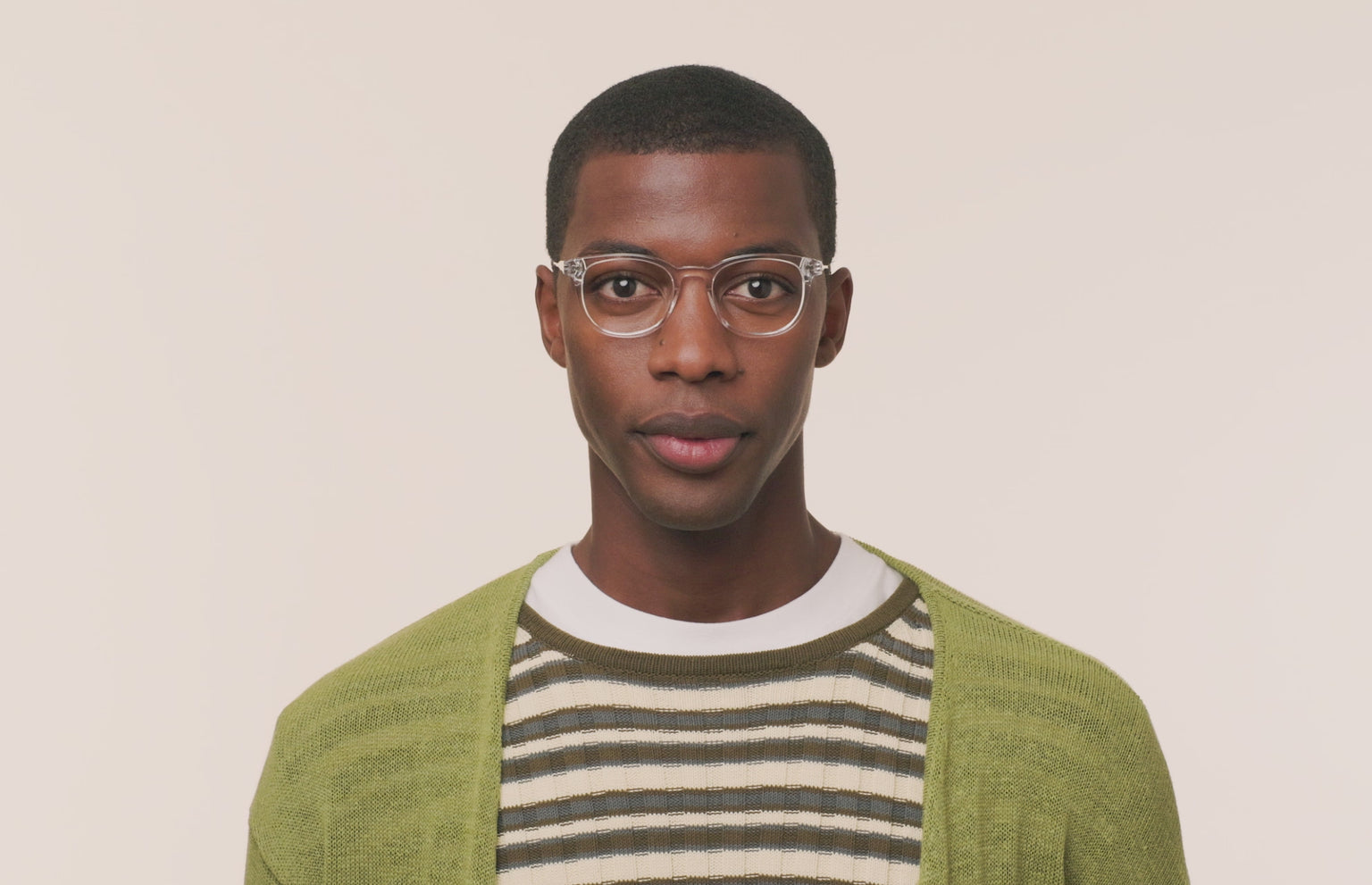 The Reese - Mixed Material - Lensless - LifeStyle Thumbnail 3 - Pair Eyewear